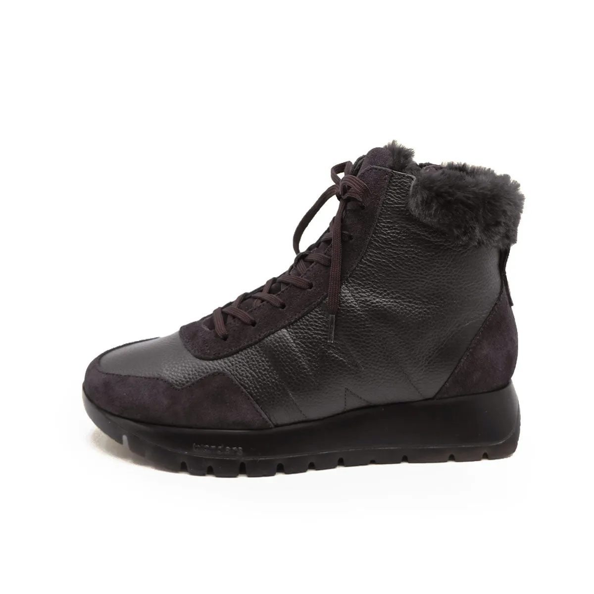 Sepatu BAIRA Dark Brown WondersFly Warm Sneaker Boots dari Wonders di Joy368