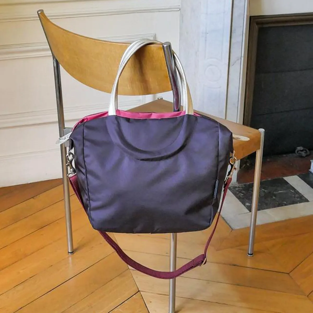 Tas Brontibay Sorrento Blackberry Strawberry koleksi eksklusif dari Joy368