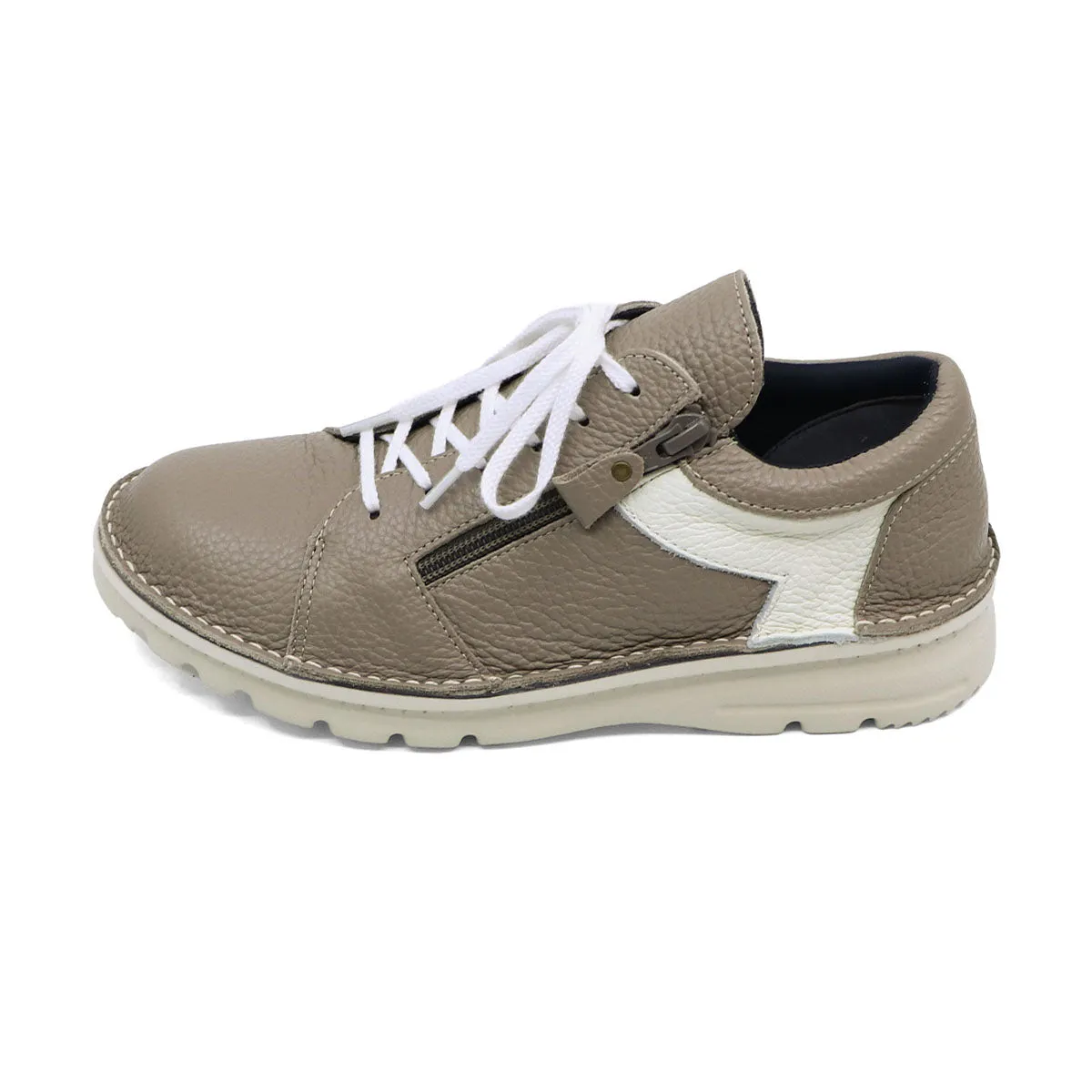 TSUBASA Grey Brown Combi Ultra Light Wide Fit Sneakers dari Joy368